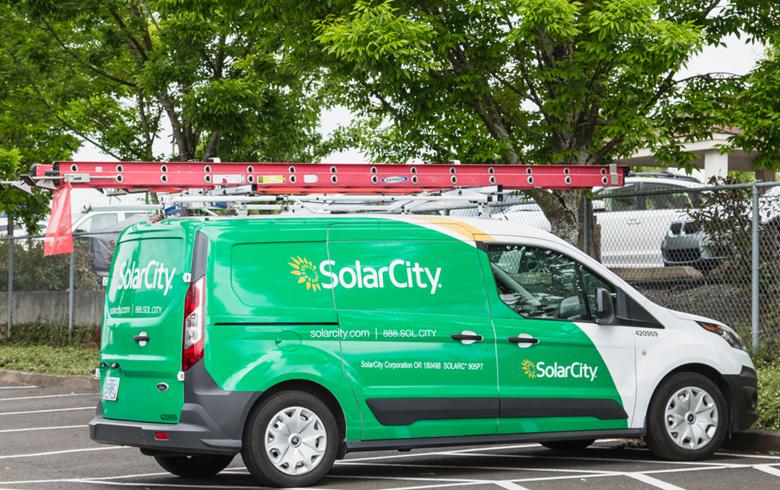 SolarCity CEO takes pay cut, to get $1 as annual salary