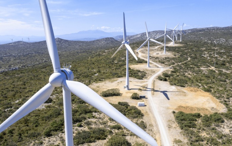ERG wraps up acquisition of 73.2-MW solar, wind portfolio in France