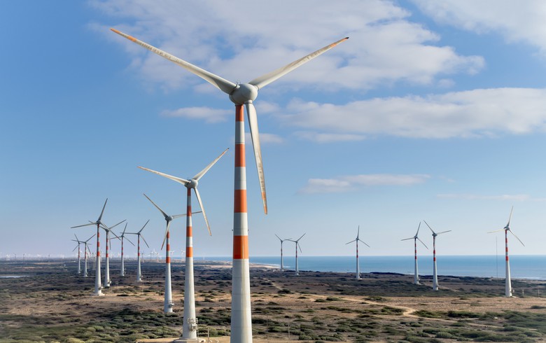 Sembcorp picks Suzlon to install 180-MW wind park in Karnataka