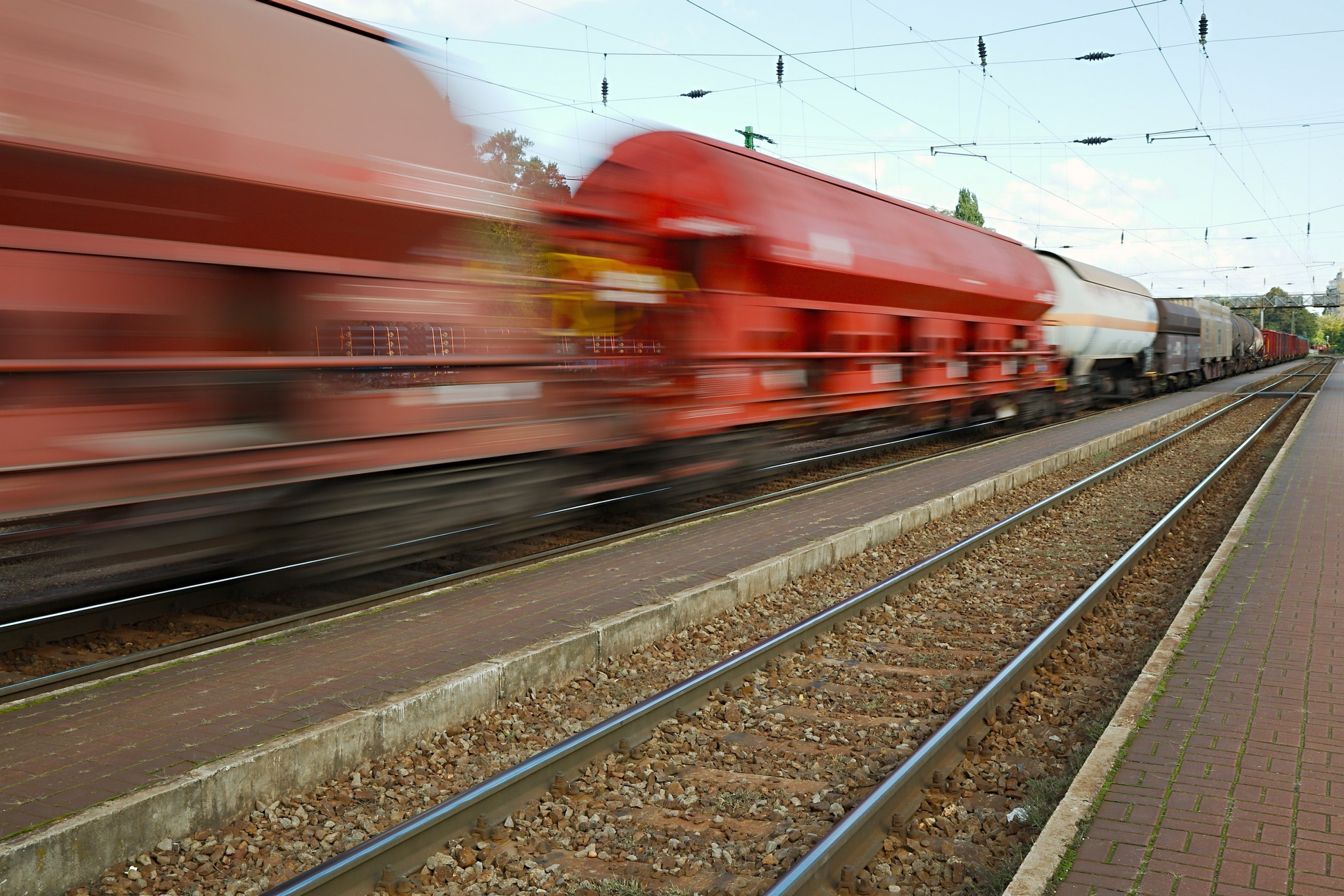 Germany's Deutsche Bahn to test H2-powered train in 2024